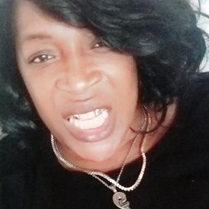 Meet your Posher, Michele